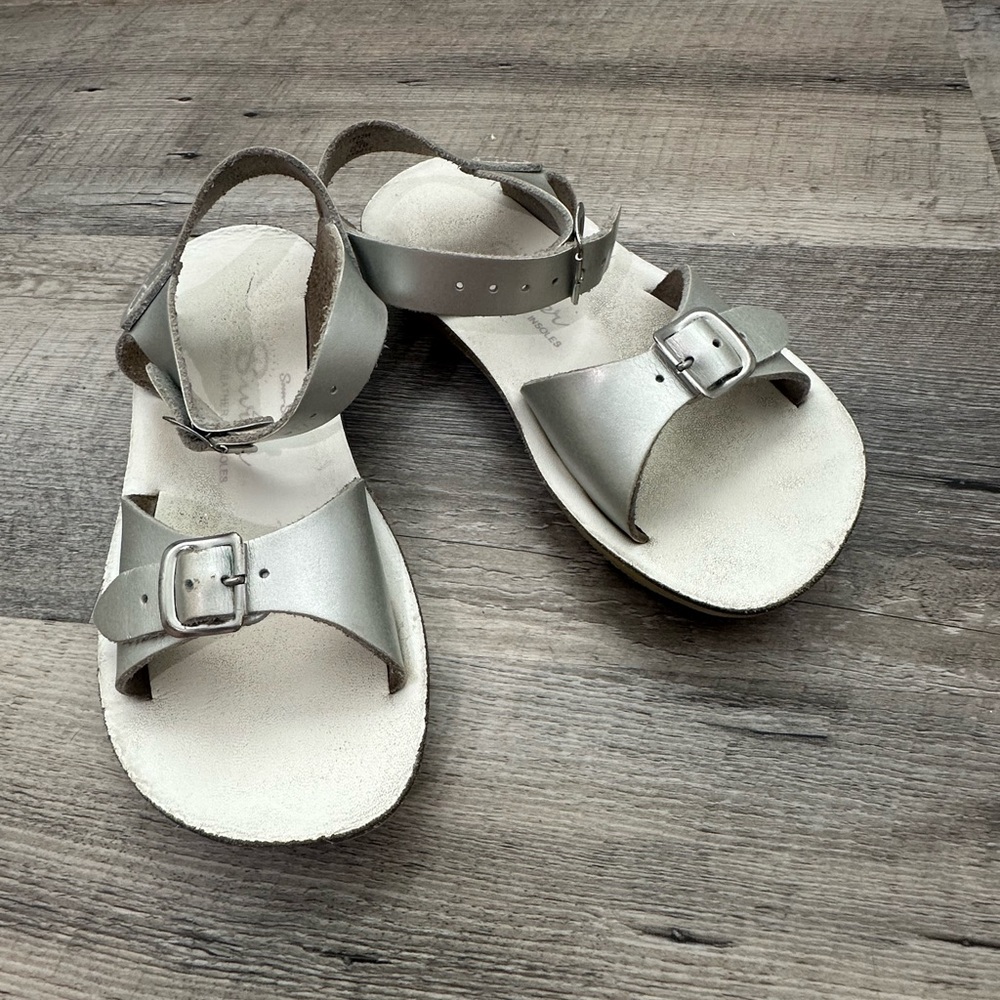 Sun-Sun Surfer sandal, silver/white, toddler 10, beach, occasion